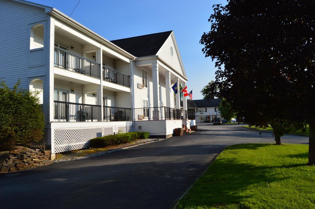 New World Inn Barre Zewnętrze zdjęcie